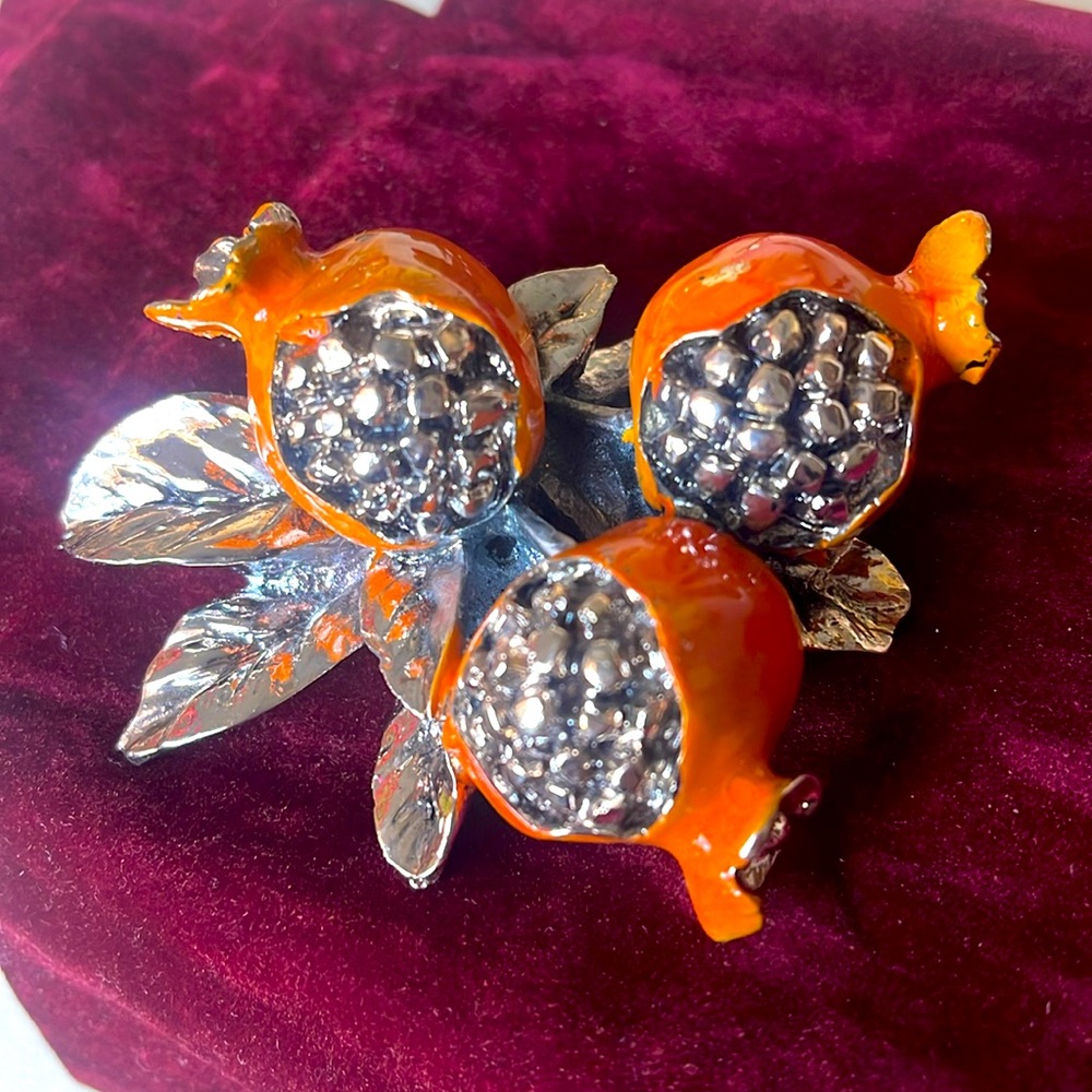 Pomegranate Italian piece#